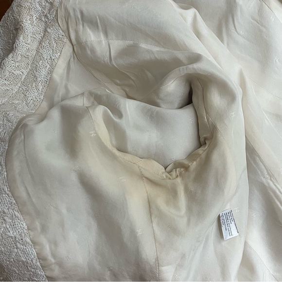 SOLD! 💔 Rare Vintage CHANEL 1993 SS Runway Tweed Cropped Jacket Blazer CC Logo - Picture 12 of 17